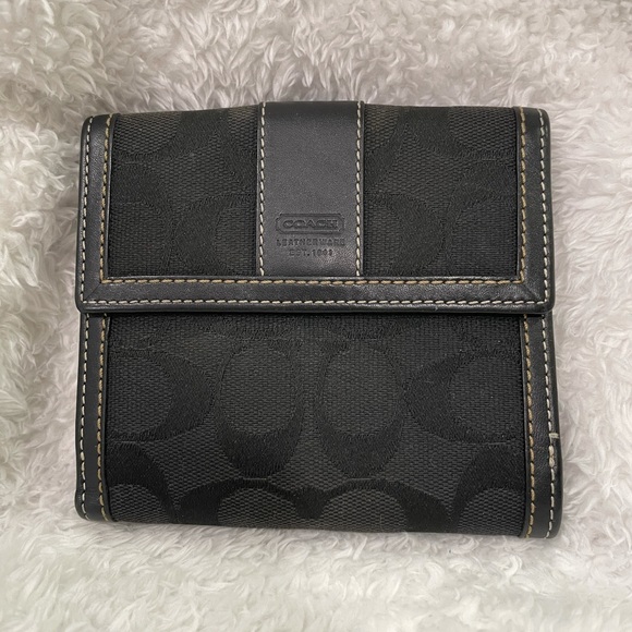 Coach: Signature Wallet Billfold w/ Snap Flap - Picture 1 of 11